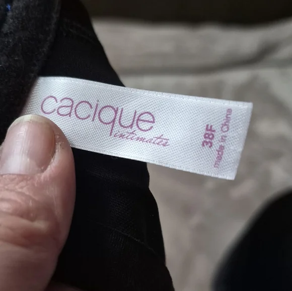 Cacique Intimates Black Women's Bra Size 38F Underwired Padded - Picture 11 of 13